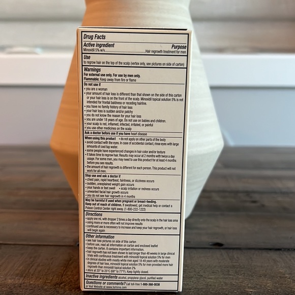 Hair regrowth treatment- minoxidil topical solution 5% - Picture 2 of 4